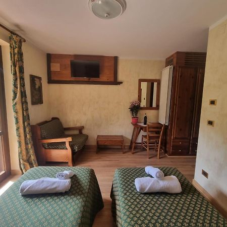 Park Hotel Gran Bosco Саузе-д'Ульс Экстерьер фото
